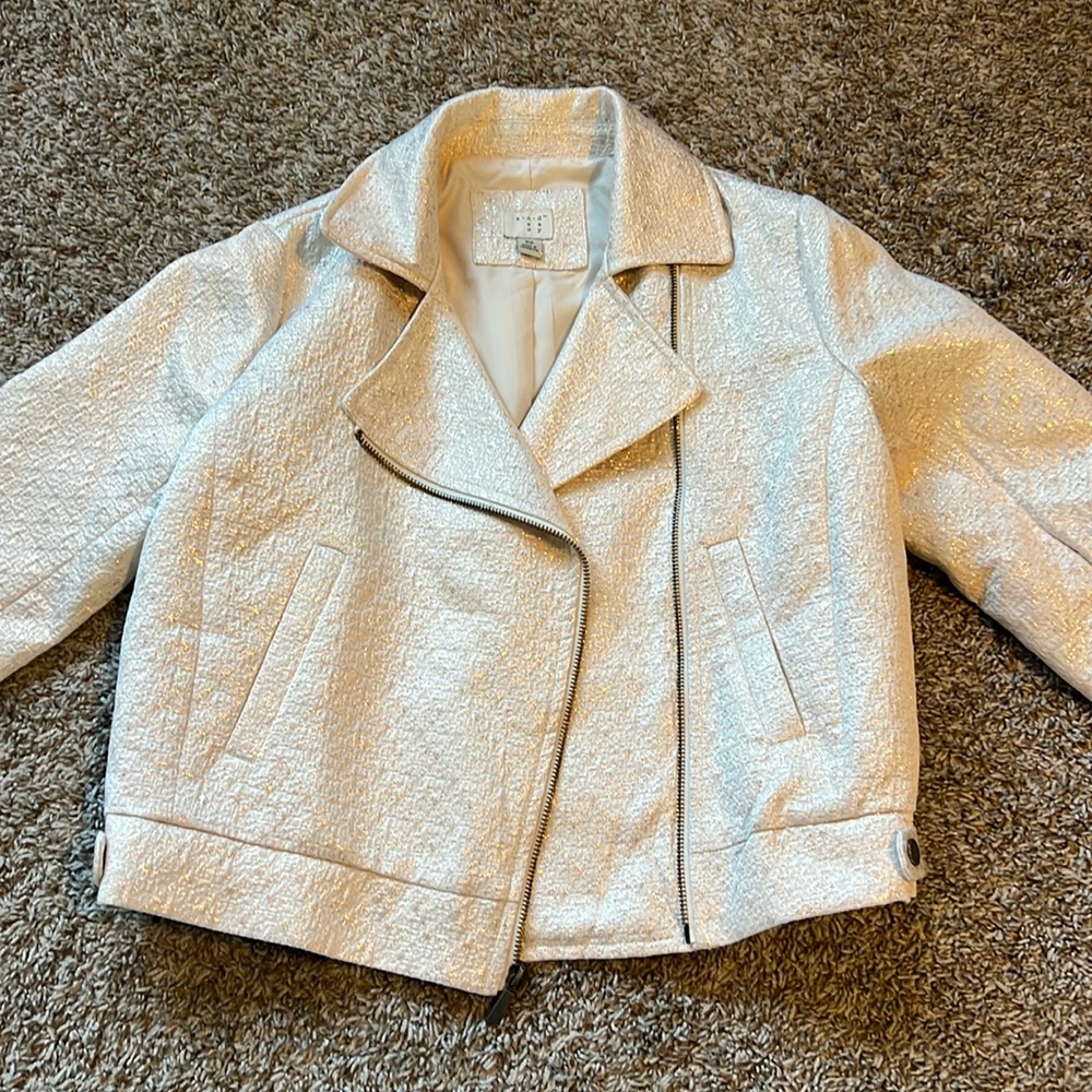 Great condition. Cream and silver blazer jacket.